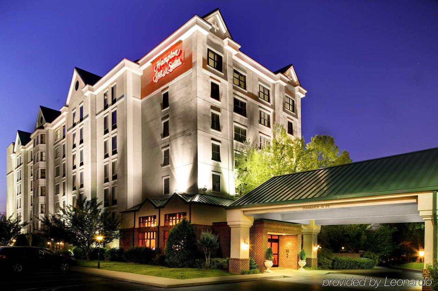 Hampton Inn & Suites Nashville-Vanderbilt-Elliston Place Exterior photo